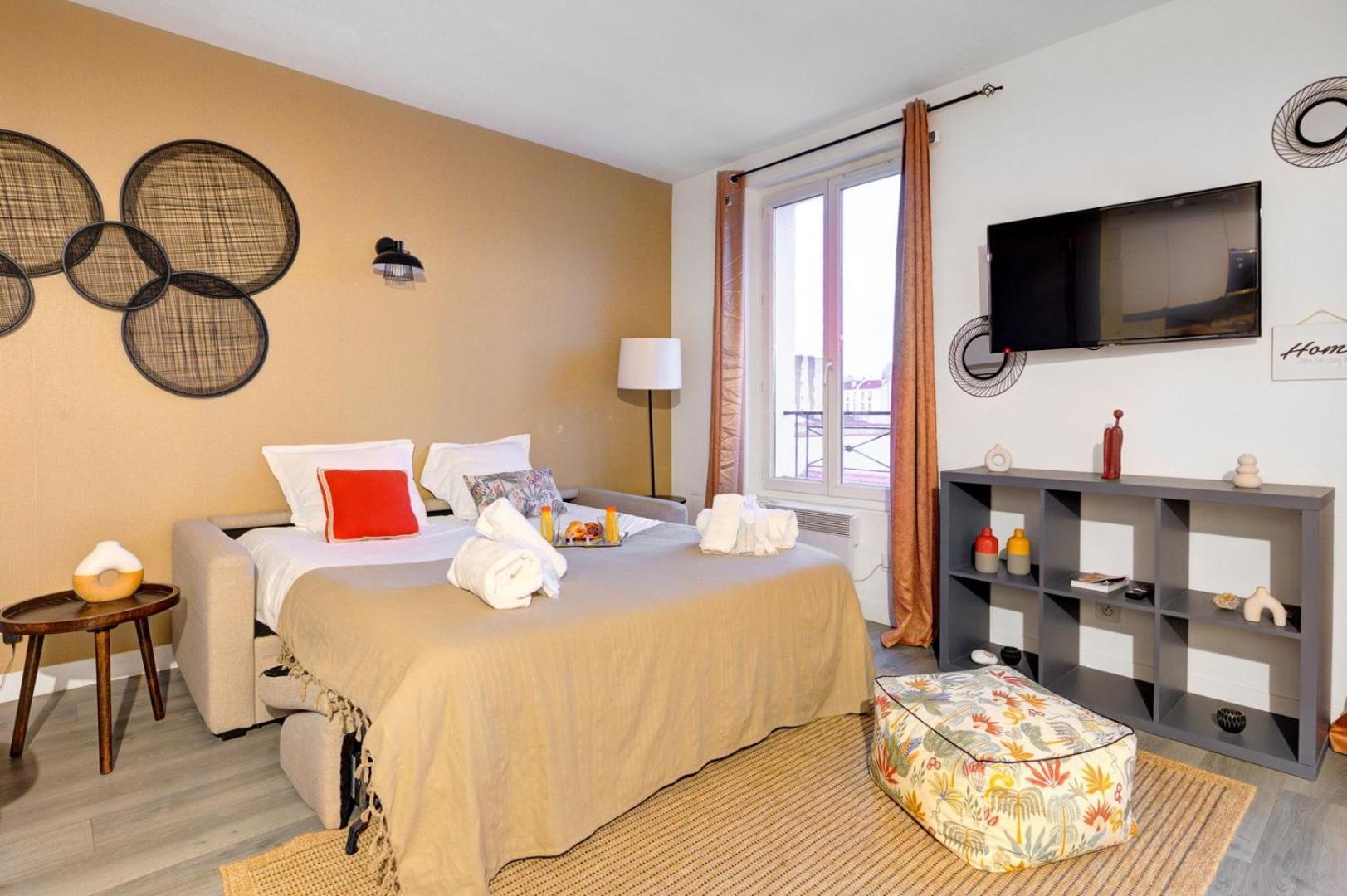 809 Suite Fantastic - Superb Apartment บันโยเล่ ภายนอก รูปภาพ
